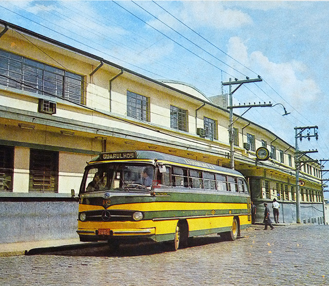 Garagem da E.O Guarulhos em 1968 (clique na foto para ampliar).