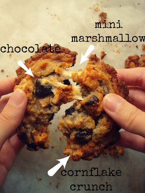 Cornflake-Chocolate Chip-Marshmallow Cookies 2