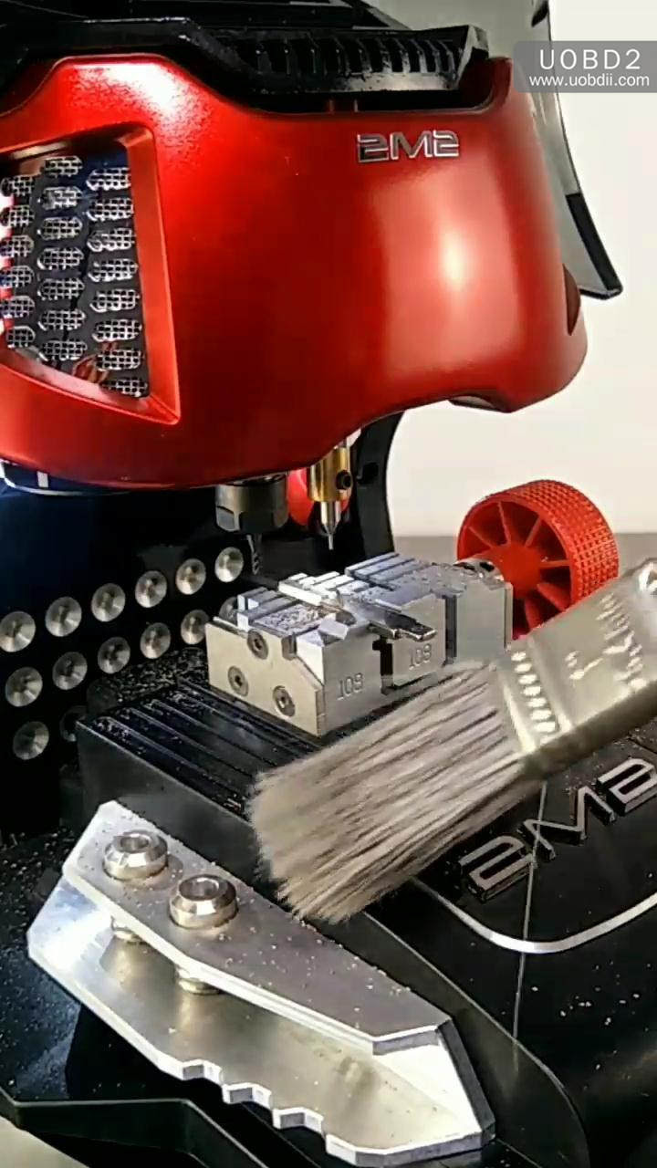 2m2-tank-cutter-guide-43