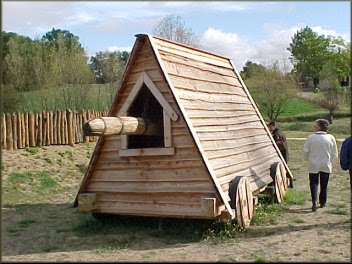 Le Camp De Siège Médiéval Des Machines De Guerre De Larressingle - 