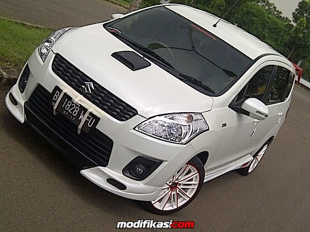  Modifikasi Suzuki  Ertiga  Putih Modif Mobil Pinterest