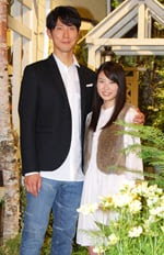 志田未来と佐々木蔵之介が 秘密 の25歳差夫婦に 布団シーン は ドラマじゃなかったら犯罪 Oricon News