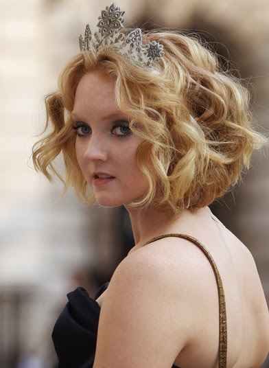 Lily Cole Short Hairstyles - PoPular Haircuts
