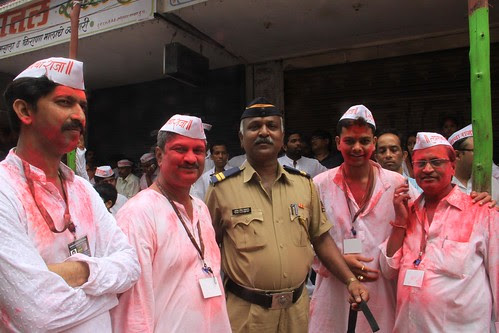 The Mumbai Police Desperately Needs The Blessings of Lalbagh Chya Raja .. by firoze shakir photographerno1