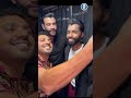 Gusttavo Lima canta com sósia durante show em festa de São João