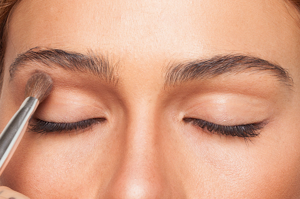 Highlight along the browbone