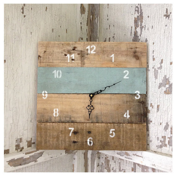 Reclaimed Pallet Wood Wall Clock by Field Treasure Designs ...
