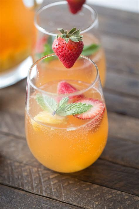 Filtered water, mango puree, cane sugar, citric acid, natural flavor, . Mango Sangria - LemonsforLulu.com