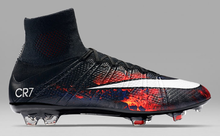 サッカースパイク 新色 海外限定 発売日 着用スパイク ナイキ マーキュリアル Cr7 Savage Beauty