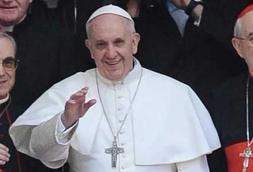Papa Francisco en mensaje Urbi et Orbi: Dejémonos renovar por misericordia de Dios