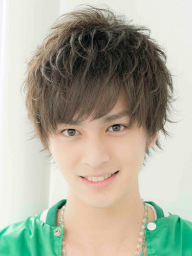 おでこが広い男性に似合う髪型 18 ツーブロックやレイヤー 前髪はok