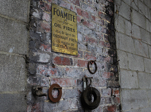 Foamite for Oil Fires