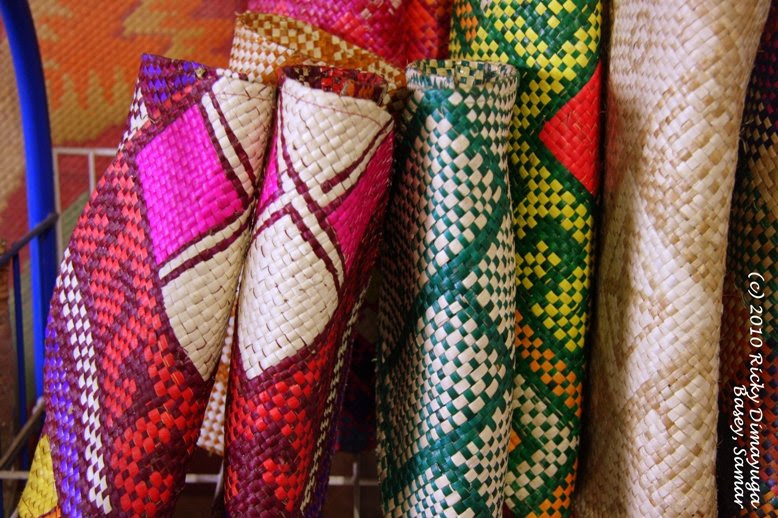 Cara Membuat Kerajinan Hiasan dari  Daun  Kering Anyaman  