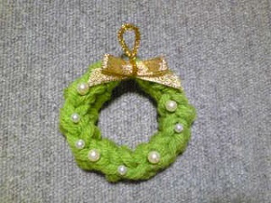 手作りクリスマスリース 100均の材料でｏｋ 簡単で可愛いリースの作り方 季節のイベント手作り情報館