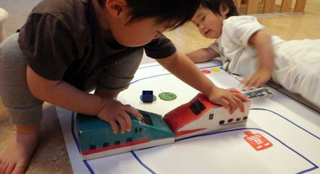 子どもの興味に応えて変わる2歳児の保育室 保育園の遊び環境を考える ４ 遊ぶ Good Us グッドアス