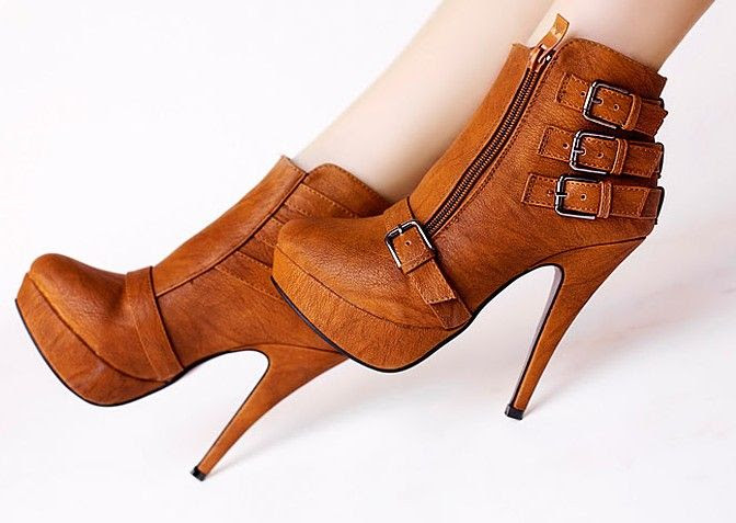 أحذية الكعب العالى