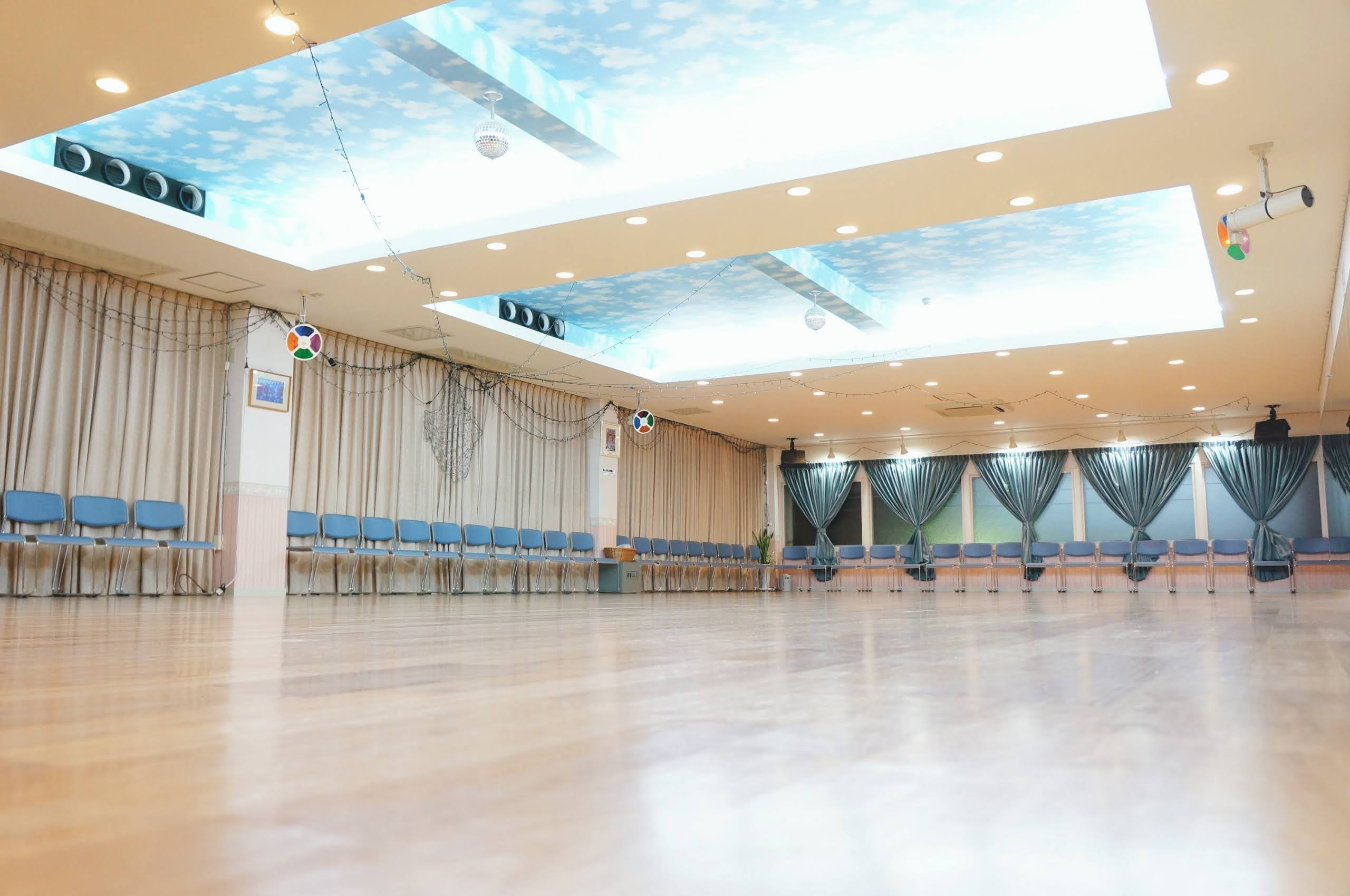 ダンス空間エーデルワイス 徳島社交ダンスホール 貸しスタジオ