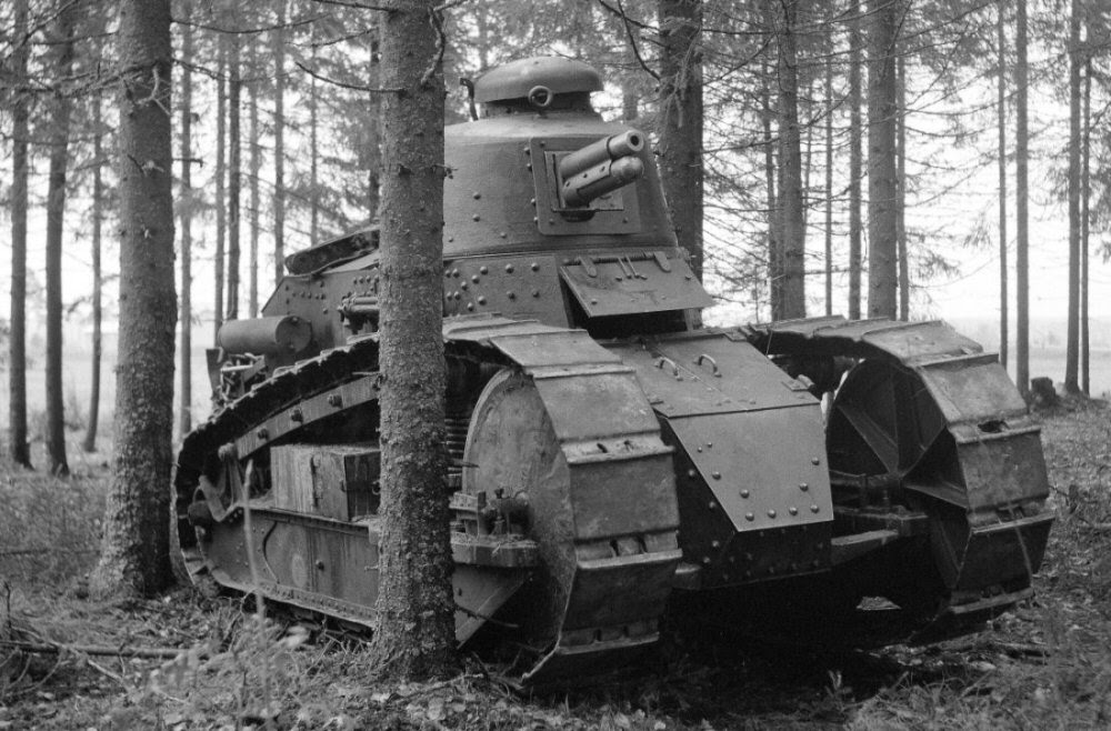 Kuvahaun tulos haulle suomi renault ft17
