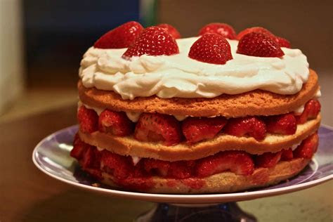 strawberry cream cake recipe simplyrecipescom