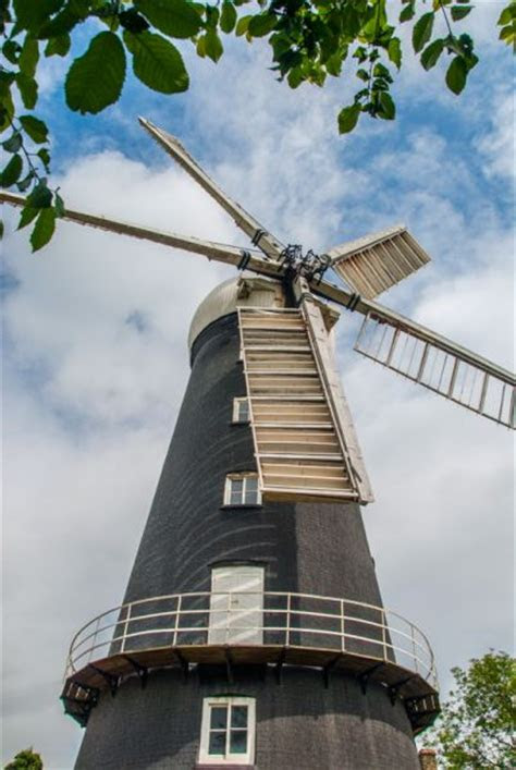 alford  sailed windmill lincolnshire travel guide