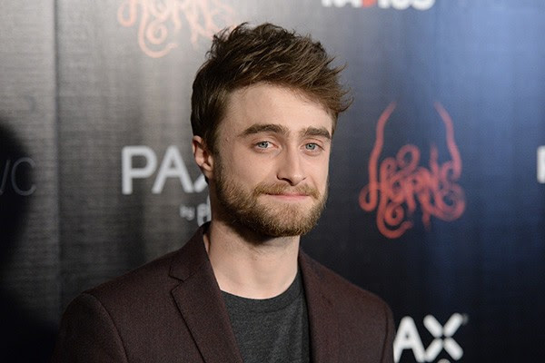 Daniel Radcliffe perdeu sua virgindade com uma mulher mais velha. "Eu tive transas melhores desde então, mas não foi horrível ou super vergonhoso", afirmou o astro de 'Harry Potter'. (Foto: Getty Images)