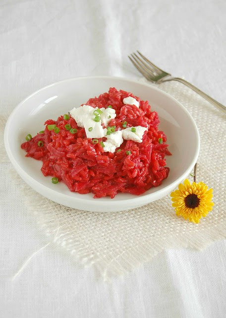 Beetroot risotto with goat's cheese / Risoto de beterraba com queijo de cabra