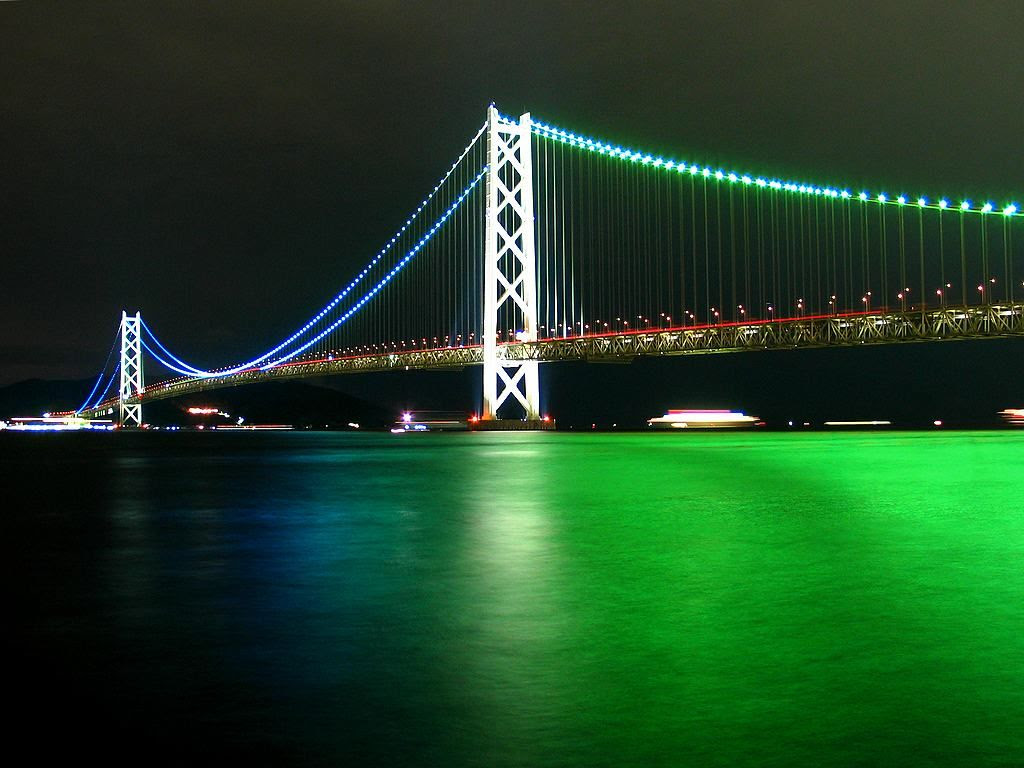 ライトアップと夜景 明石海峡大橋のイルミネーション 壁紙写真集 無料写真素材