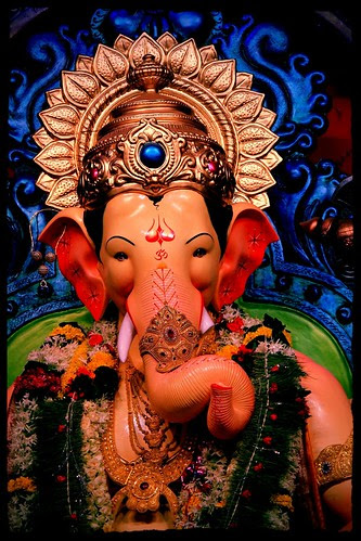Lalbagh Chya Raja Visarajan 2013 by firoze shakir photographerno1
