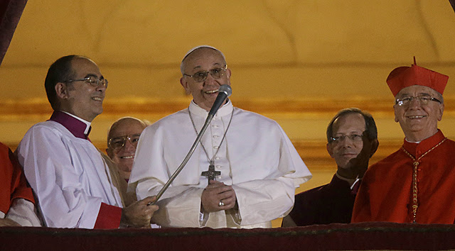 "Uśmiechnięty" papież - zobacz zdjęcia Franciszka