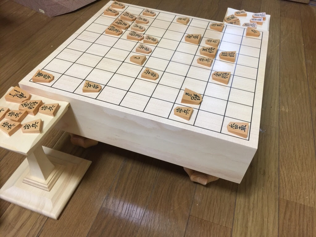 脚付きの将棋盤を購入したぞ いしかわごう公式ブログ Zakki ザッキ