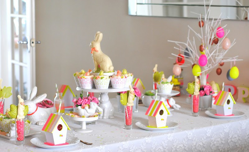 Easter table