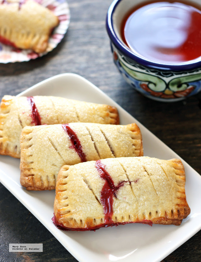 Empanadas rellenas de Arandanos. Receta de pan dulce