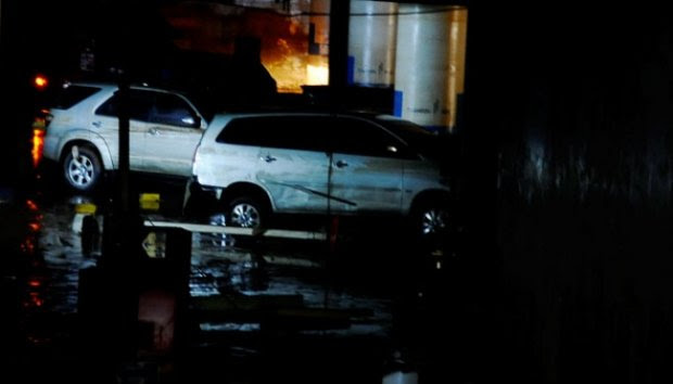 Basement UOB Plaza Mulai Dikeringkan