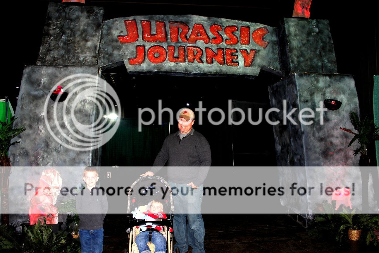 photo dinosaurs1_zps0a683bd7.jpg