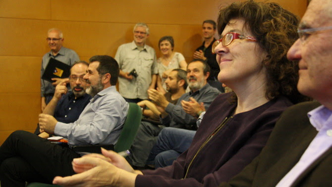 La candidata Liz Castro i en segon pla el fins ara president de l'ANC, Jordi Sànchez (ACN)