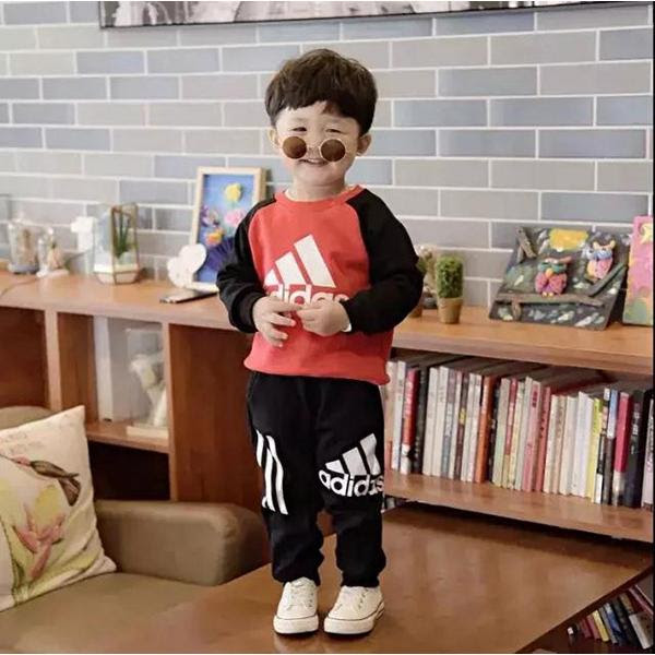 子供服 アディダスパーカー 上下セット Adidasスウェット キッズ服 プルオーバー 女の子 男の子 新作 秋冬