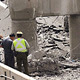 Viaduto completamente destruído após o terremoto de 8,8 graus na escala Richter