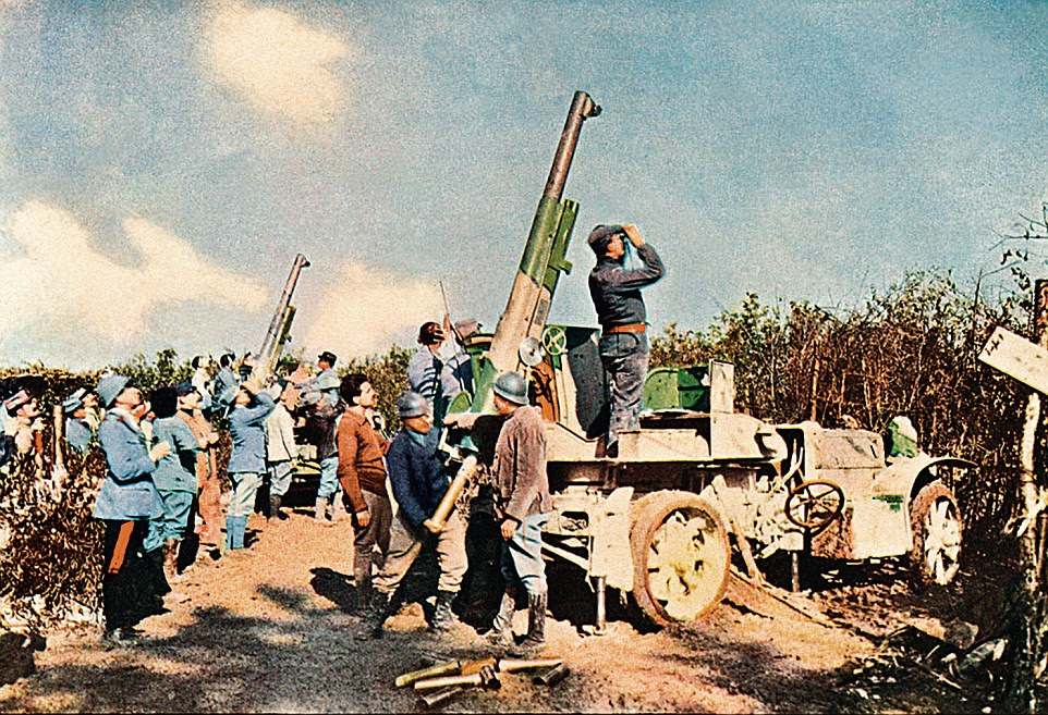 Autochrome technology was in its early days throughout the First World War but a small group of photographers were pioneering its usage and there pictures are now being republished in a new book