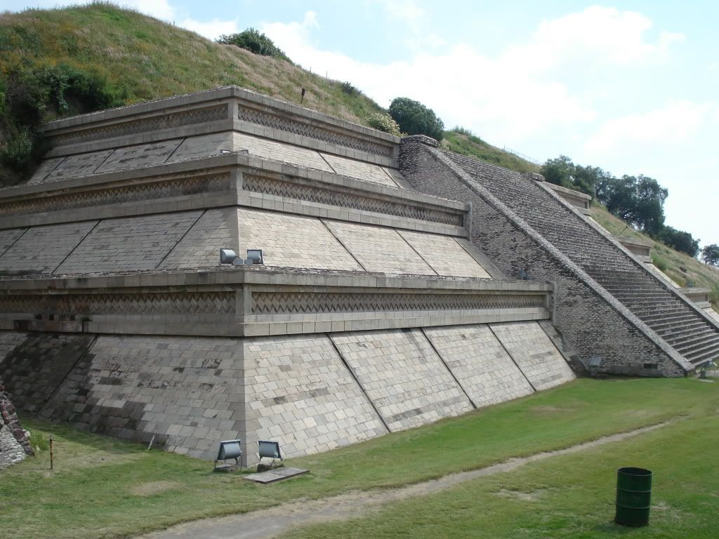 27 Zonas Arqueologicas de Mexico, Piramides