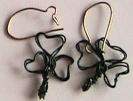 IC11 - Shamrock Earrings