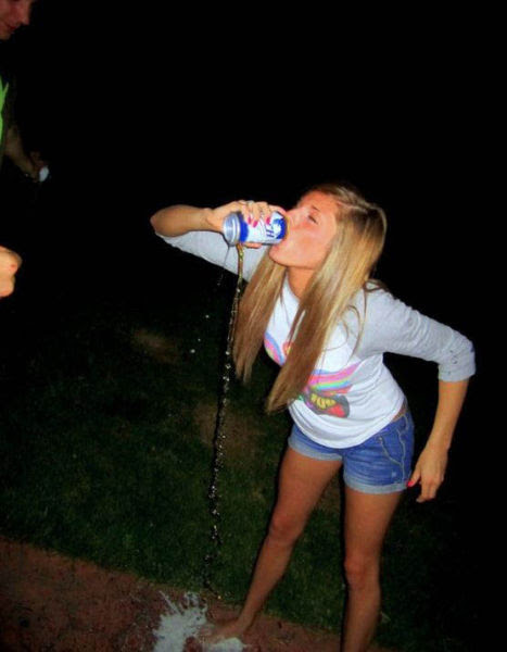 These Are The Girls That Every Guy Wants To Party With (64 pics)