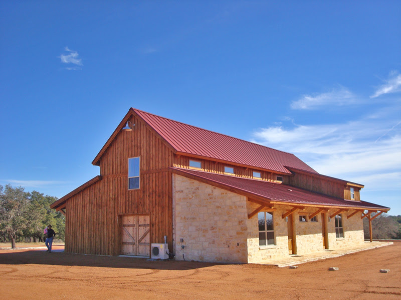 Horse Barn Home with Open Lean-tos