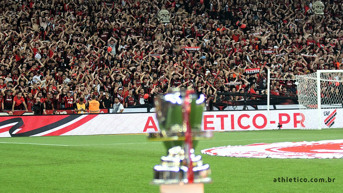 Athletico PR larga na frente! - Futeblog - Futebol Notícias