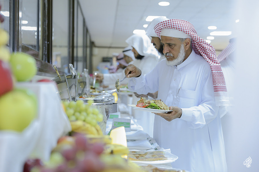 اللقاء الاول للاحتفاء بأولياء المعلمات