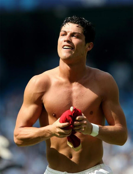 cristiano ronaldo hairstyle 2010. am accountjun ,ronaldo changed