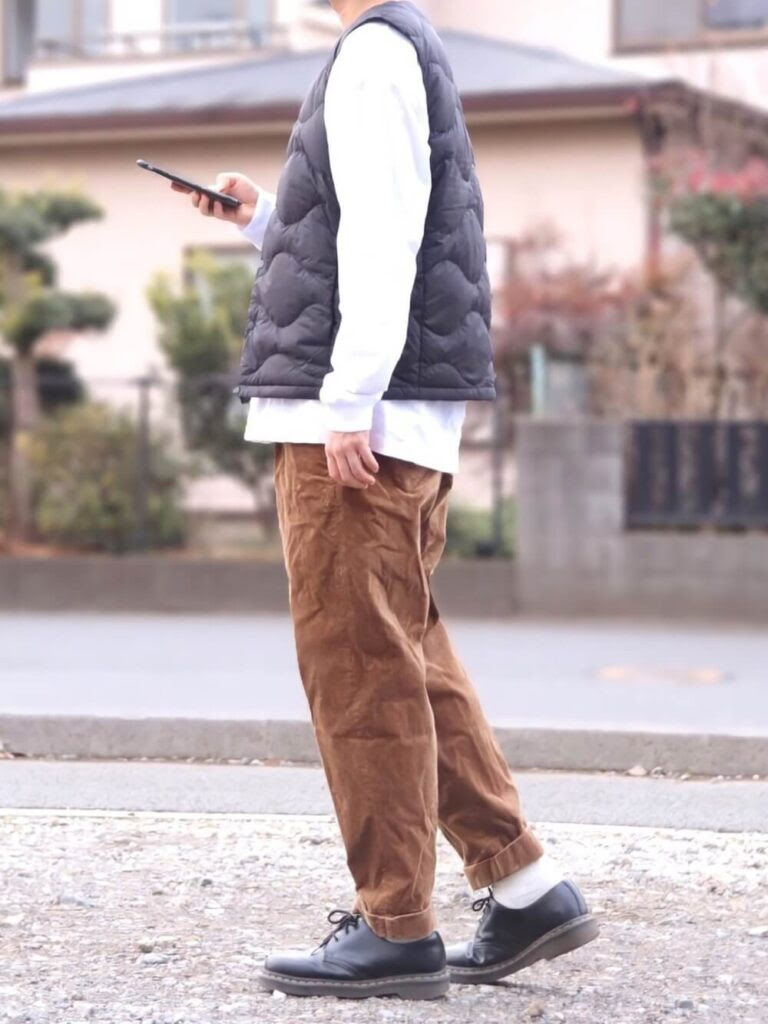 ユニクロのダウンベストのメンズのコーデ 秋冬編 おしゃれに着こなす方法