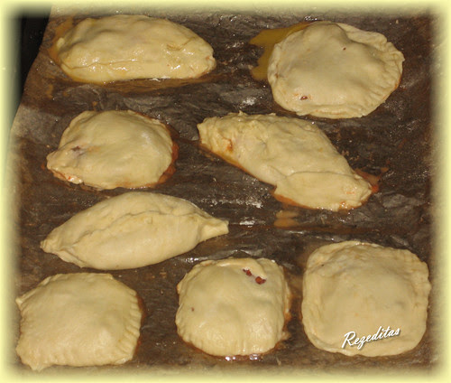 EMPANADILLAS DE CHORIZO