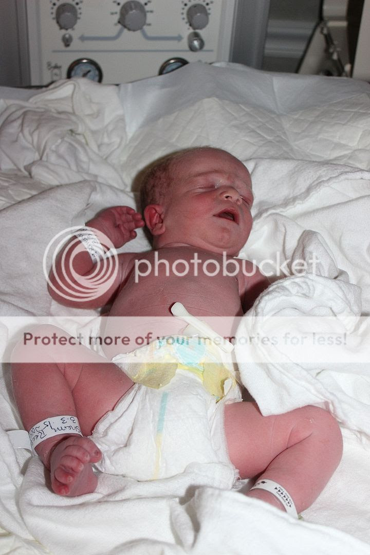  photo birth4_zpsqxqc3w5z.jpg