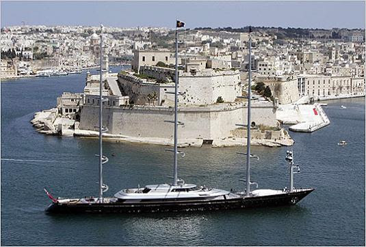 mega-yacht-in-greece-maltese-falcon