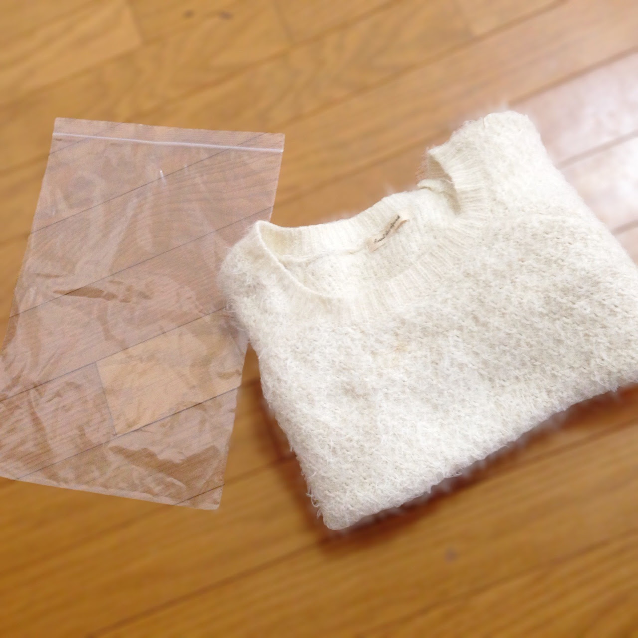 メルカリの送料をグッと抑える 服の安い送り方マル秘テクをご紹介します